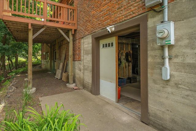 2107 E 16th Ave, Spokane, WA 99203