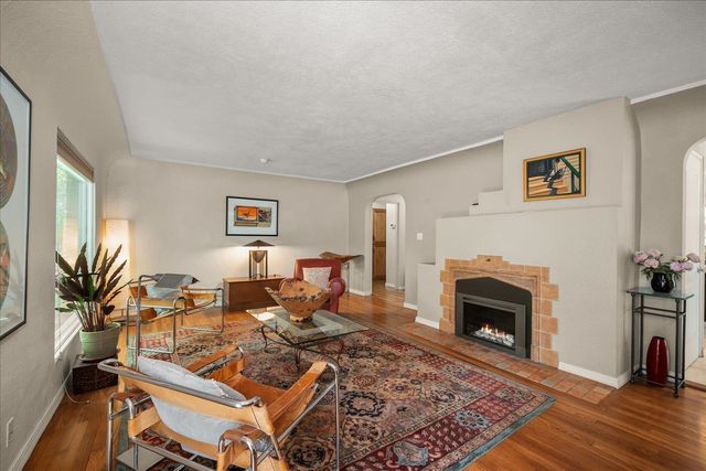 2107 E 16th Ave, Spokane, WA 99203