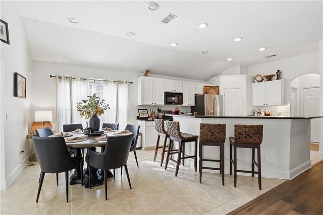 286 Long Way S, Brunswick, GA 31523