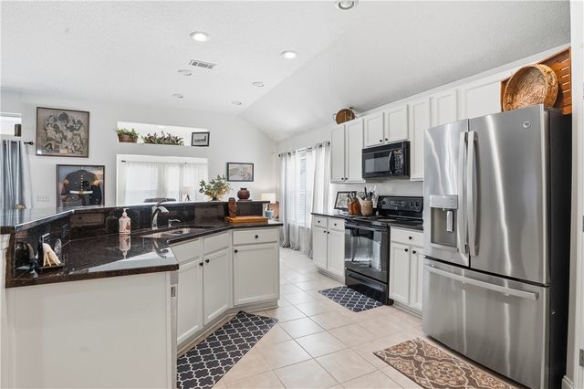 286 Long Way S, Brunswick, GA 31523