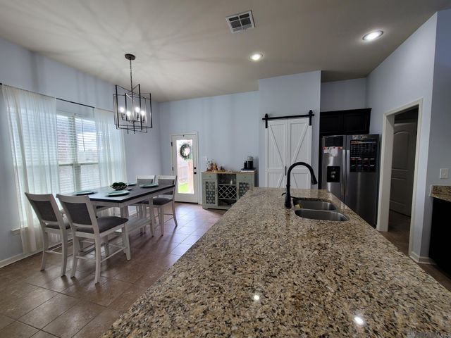 42455 Baystone Ave, Prairieville, LA 70769