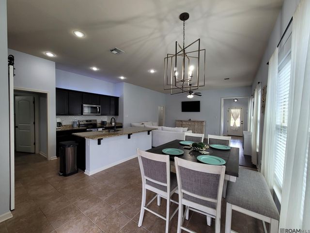 42455 Baystone Ave, Prairieville, LA 70769
