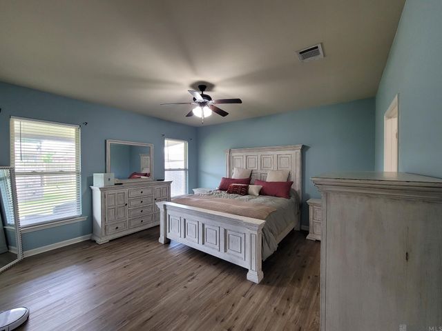 42455 Baystone Ave, Prairieville, LA 70769