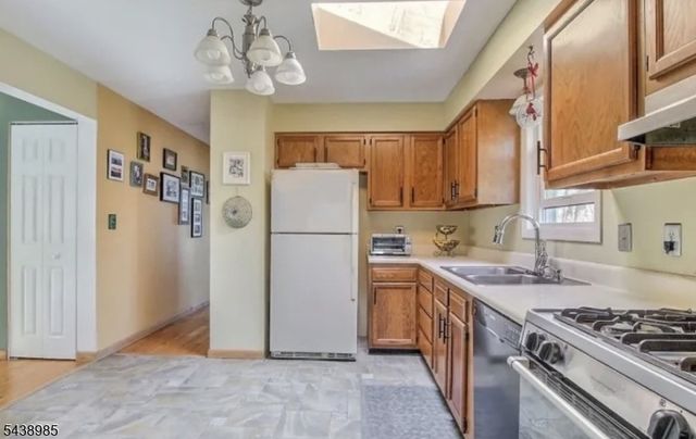 5 Grey Trl, Vernon Twp., NJ 07462