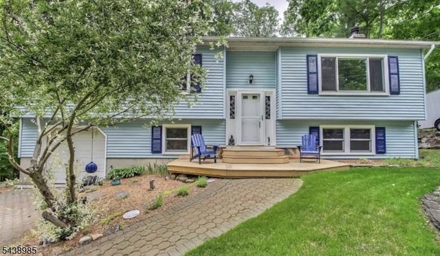 5 Grey Trl, Vernon Twp., NJ 07462
