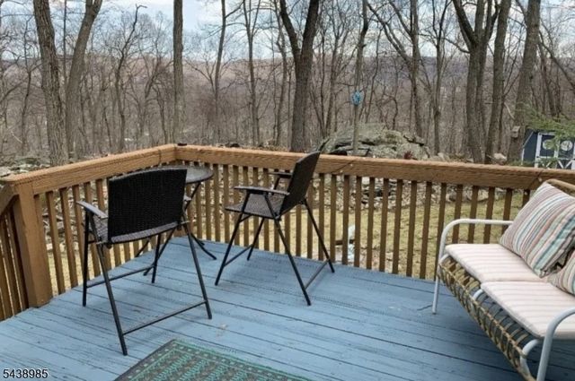 5 Grey Trl, Vernon Twp., NJ 07462