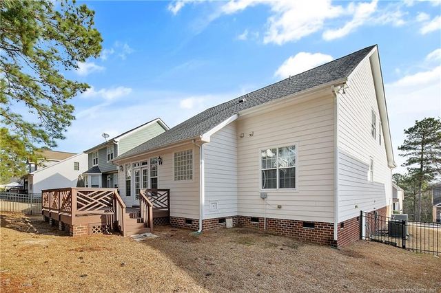 147 Lamplighter Way, Spring Lake, NC 28390