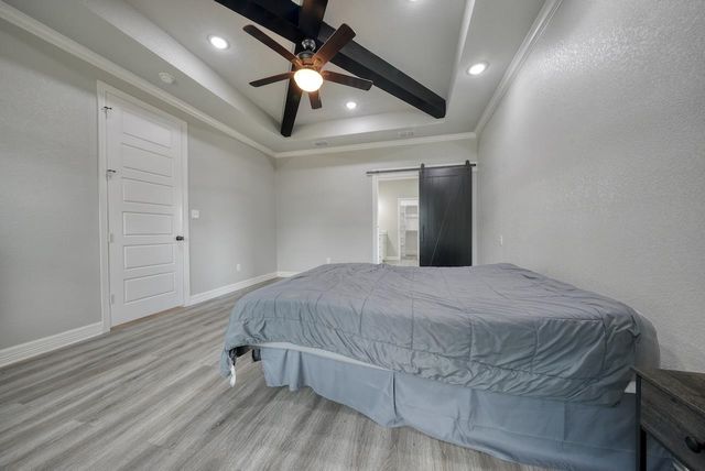 12121 Oak Grove Drive, Lindale, TX 75706