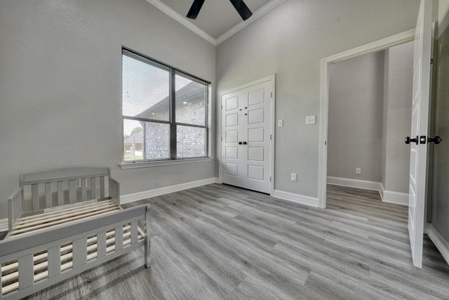12121 Oak Grove Drive, Lindale, TX 75706