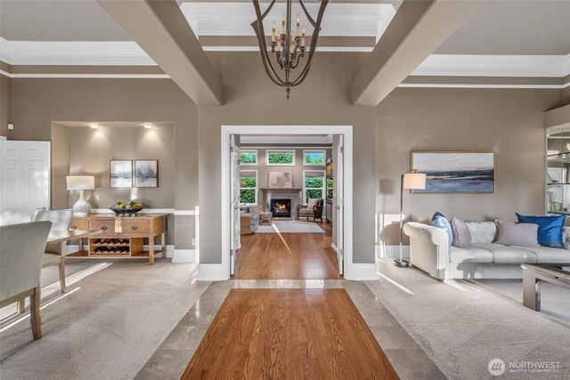 1260 108th Avenue NE, Bellevue, WA 98004