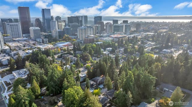 1260 108th Avenue NE, Bellevue, WA 98004