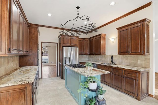 1809 Duckhawk Court, Edmond, OK 73003