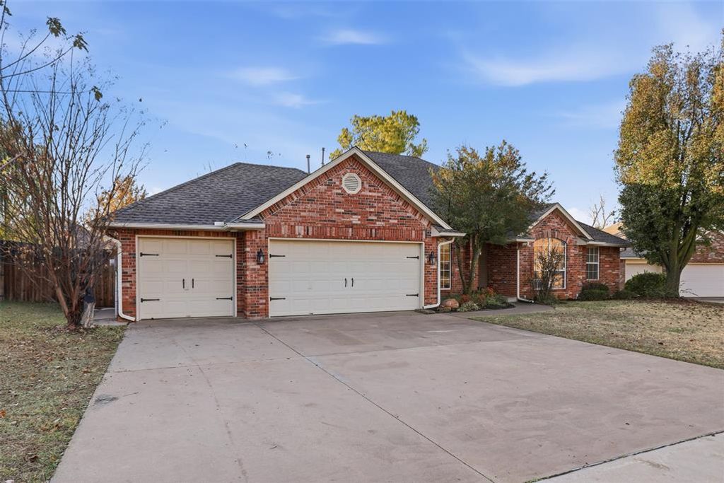 1809 Duckhawk Court, Edmond, OK 73003