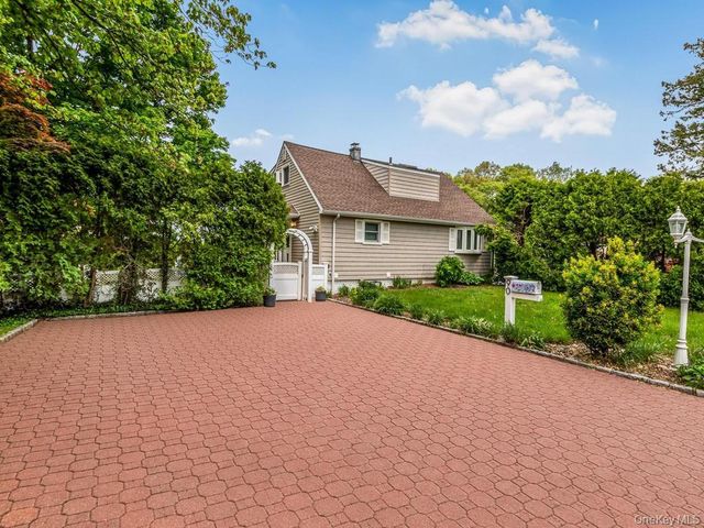 90 Remsen Circle, Yonkers, NY 10710
