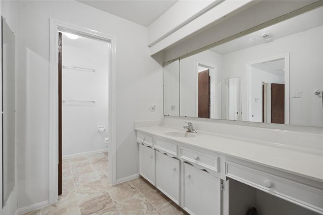 15319 Seahorse Drive, Houston, TX 77062