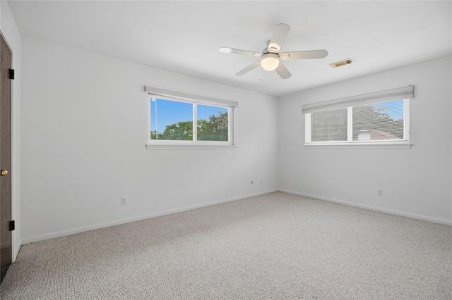 15319 Seahorse Drive, Houston, TX 77062