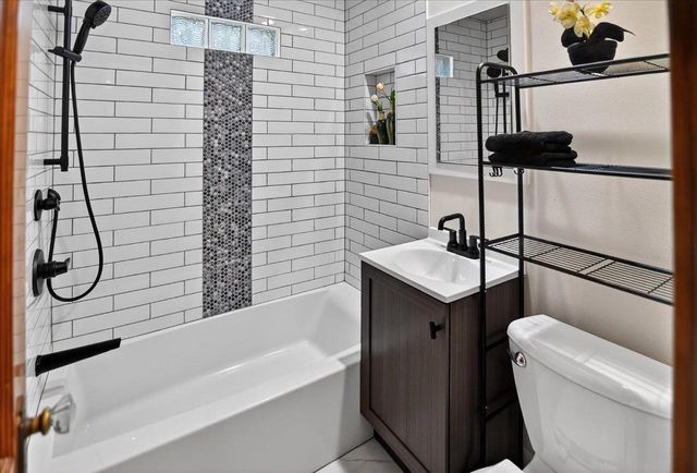 4203 Claire Street, Madison, WI 53716