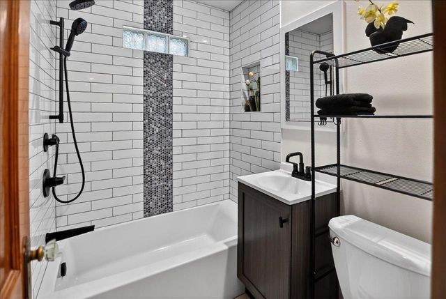 4203 Claire Street, Madison, WI 53716