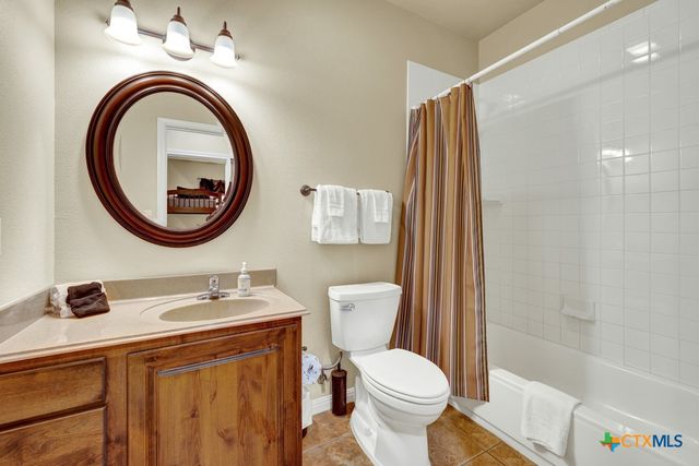 1247 Gruene Road 203, New Braunfels, TX 78130