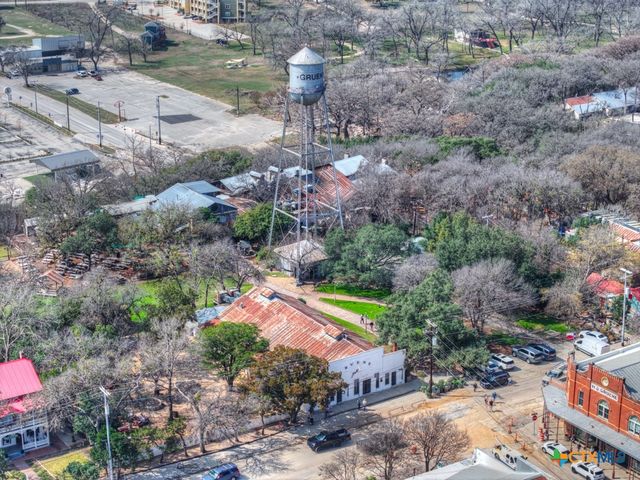 1247 Gruene Road 203, New Braunfels, TX 78130