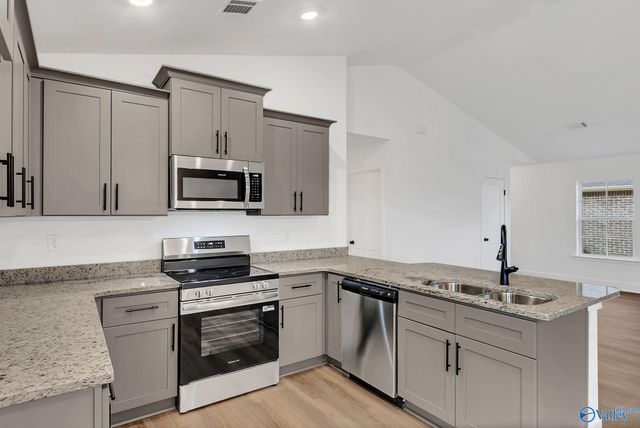 15366 Lapwing Cove, Athens, AL 35611