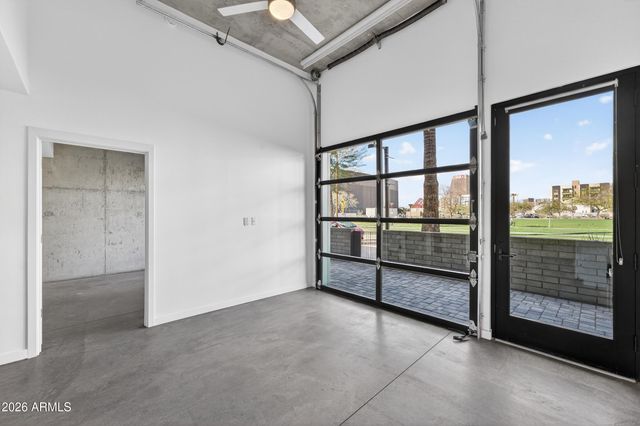 1130 N 2ND Street 102, Phoenix, AZ 85004