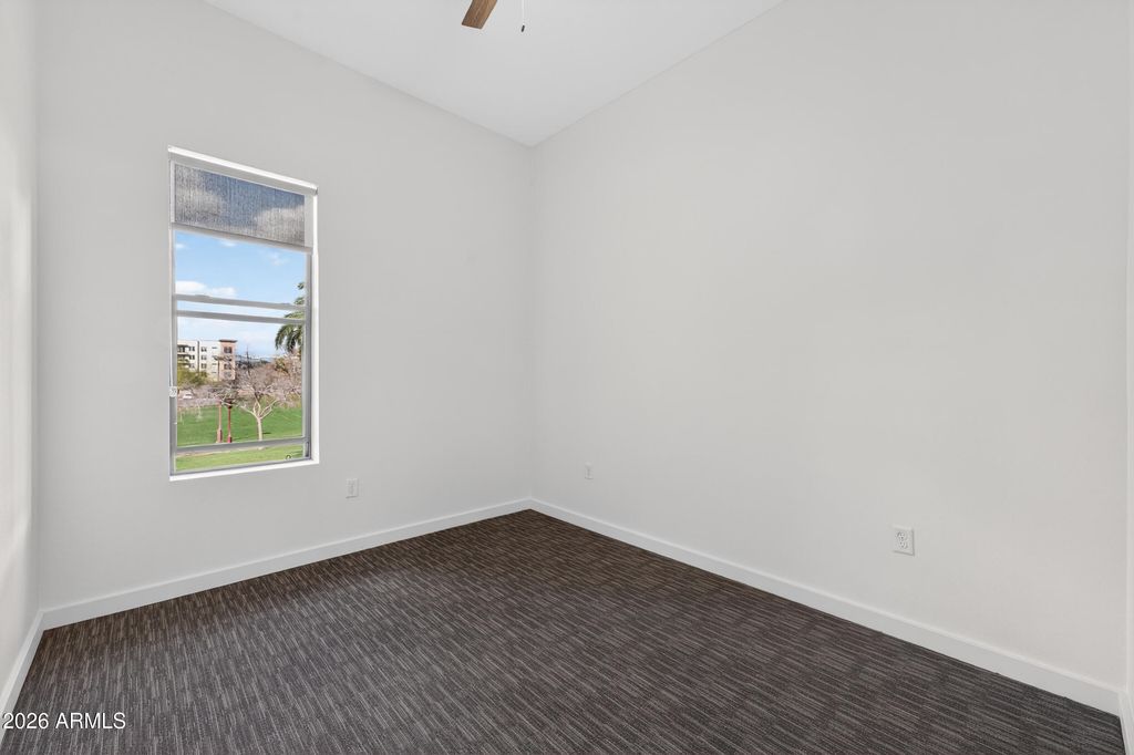 Image 25 of property listing at 1130 N 2ND Street 102, Phoenix, AZ 85004