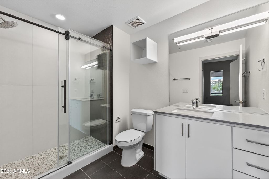 Image 27 of property listing at 1130 N 2ND Street 102, Phoenix, AZ 85004