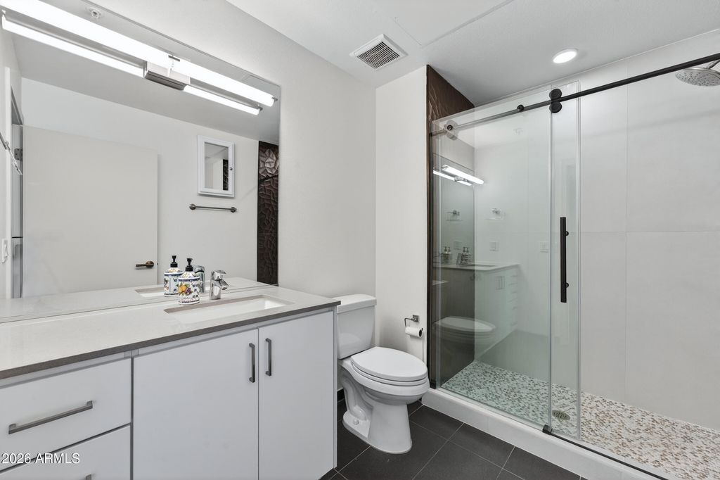 Image 31 of property listing at 1130 N 2ND Street 102, Phoenix, AZ 85004
