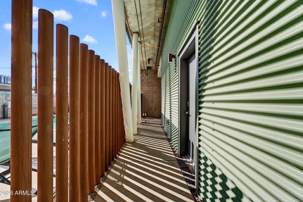 Image 33 of property listing at 1130 N 2ND Street 102, Phoenix, AZ 85004