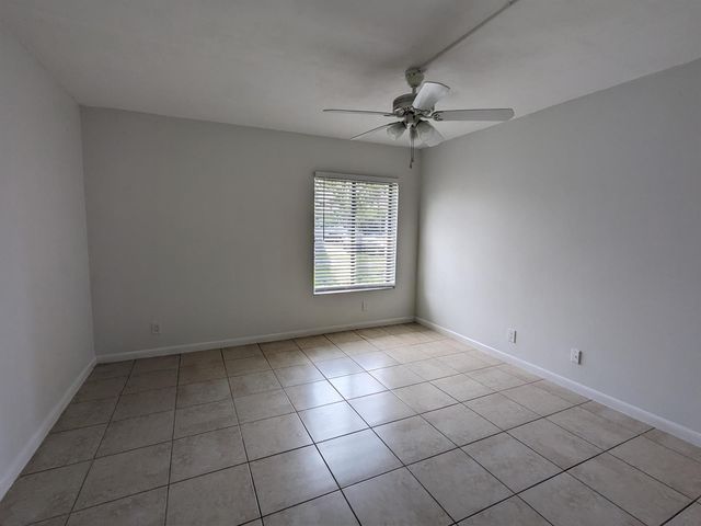 711 Sunny Pine Way B1, Greenacres, FL 33415