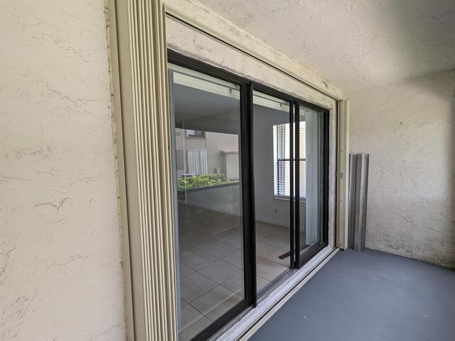 711 Sunny Pine Way B1, Greenacres, FL 33415