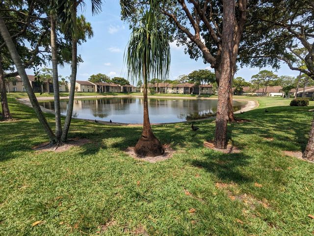 711 Sunny Pine Way B1, Greenacres, FL 33415