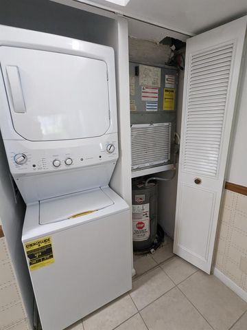 711 Sunny Pine Way B1, Greenacres, FL 33415