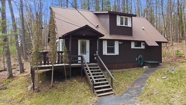 34 Park Road, Johnsburg, NY 12843