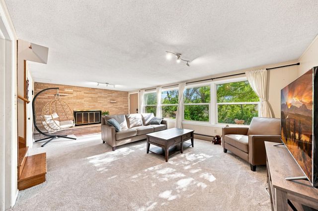 604 23rd Street NE, Rochester, MN 55906