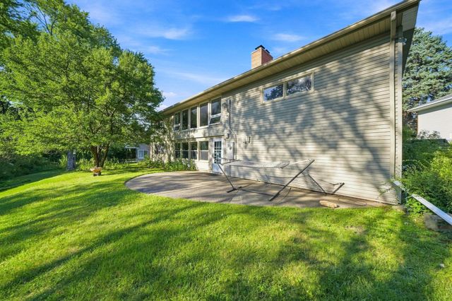 604 23rd Street NE, Rochester, MN 55906