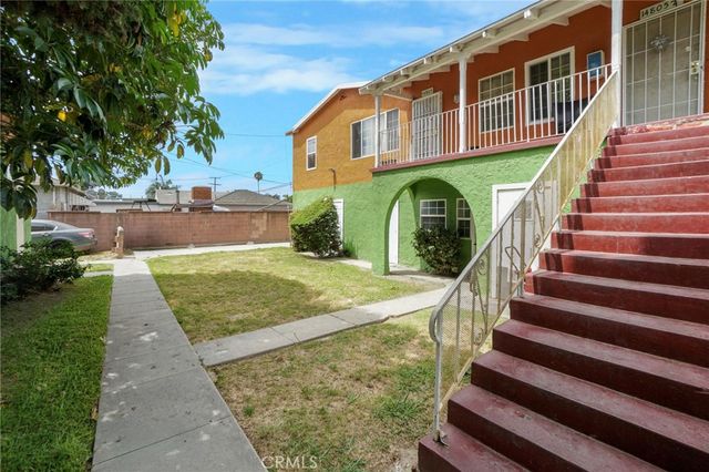 14719 S White, Compton, CA 90221
