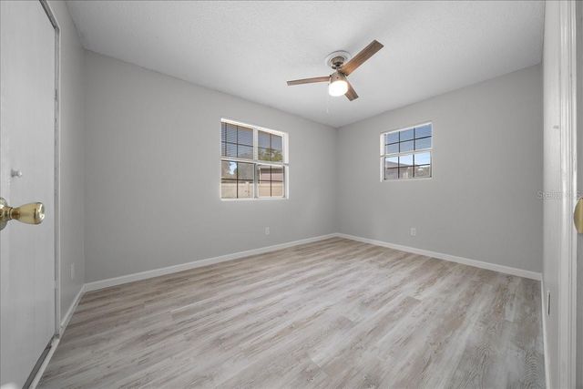 4103 HOLLY HILL, Lady Lake, FL 32159