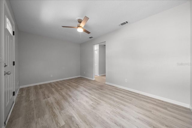 4103 HOLLY HILL, Lady Lake, FL 32159