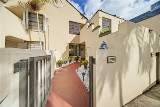 12984 SW 88th Ln B104, Miami, FL 33186