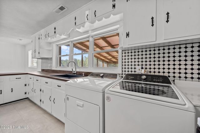 2760 Sarecta Road, Pink Hill, NC 28572