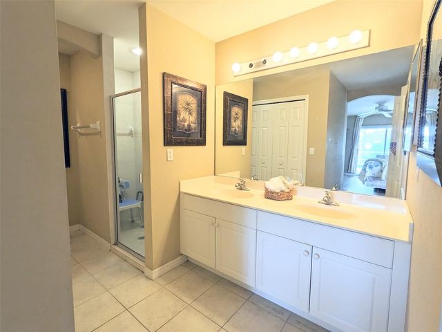 546 SE 4TH STREET, Cape Coral, FL 33990