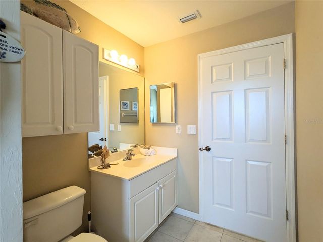 546 SE 4TH STREET, Cape Coral, FL 33990