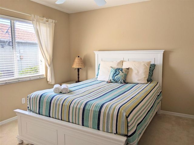 546 SE 4TH STREET, Cape Coral, FL 33990