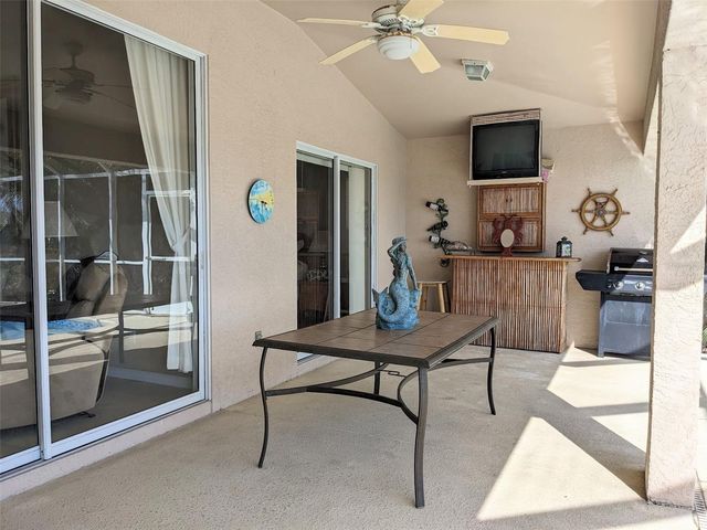 546 SE 4TH STREET, Cape Coral, FL 33990