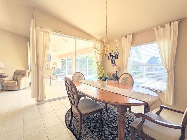 546 SE 4TH STREET, Cape Coral, FL 33990