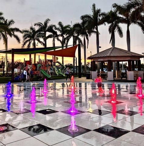 546 SE 4TH STREET, Cape Coral, FL 33990