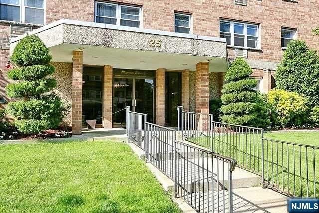 25 Jefferson Street 6D, Hackensack, NJ 07601