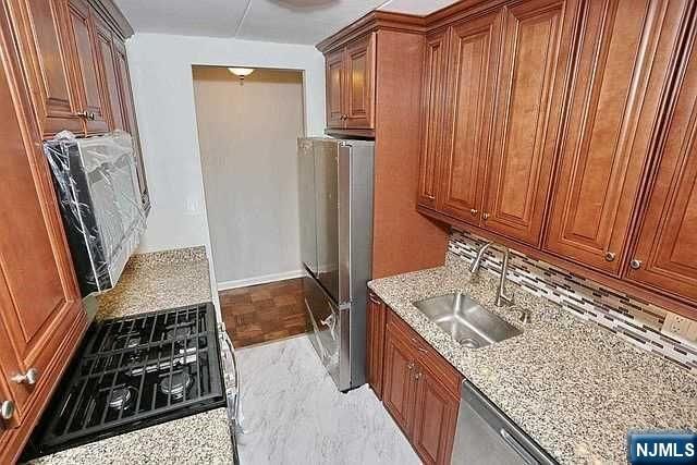 25 Jefferson Street 6D, Hackensack, NJ 07601
